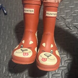Hunter Kids' Playful Red Dog Boots